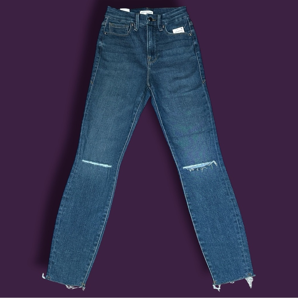 💥HP💥NWT Good American Distressed Knee Good Waist Crop Jeans. 👖 SIZE 0/25 - Picture 3 of 16
